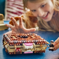 Klocki LEGO 76449 Potworna księga potworów z zębami HARRY POTTER